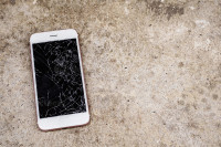 Стручњаци: За пет година екрани на мобилнима ће се поправљати сами од себе VIDEO