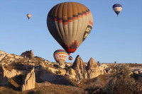 Kompanija Uber od danas nudi letove balonom iznad Kapadokije