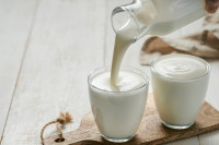 Pet načina na koje nam jogurt može pomoći da smršamo