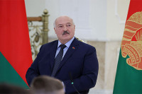 Лукашенко: Потребан огроман напор да рат из Украјине не пређе у Бјелорусију