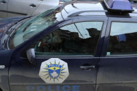 Плачкаши златаре у Сувој Реци ранили полицајца