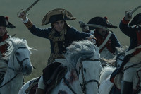 Филм “Наполеон” у домаћим биоскопима: Спектакл о хероју и тиранину
