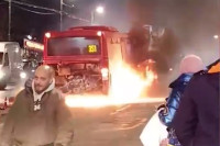 Autobus se zapalio tokom vožnje