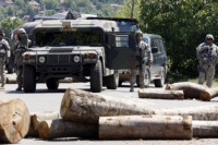 Уручено 60 позива Србима због барикада на сјеверу КиМ