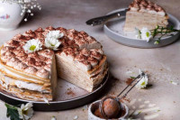 Poslastica koja će vas oduševiti: Posna tiramisu torta sa palačinkama