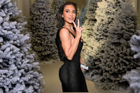 Новогодишња декорација Ким Кардашијан покренула буру на мрежама: "Као у лудници, језиво" VIDEO