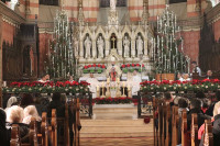 Божић по грегоријанском календару, Божићно бдијење у црквама широм БиХ