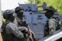 U Leposaviću tzv. kosovska policija ponovo pretresa objekte