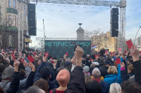 Протест иницијативе „ПроГлас“ на Теразијама, Мариника Тепић смјештена у болницу