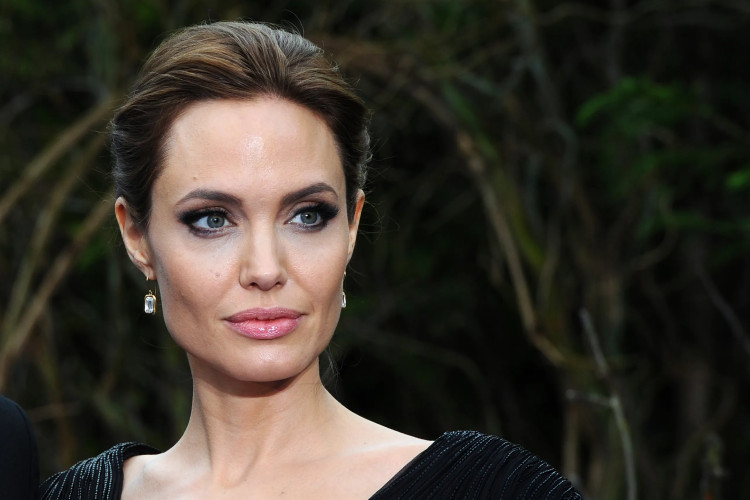 Angelina Jolie ha intenzione di trasferirsi da Los Angeles, ecco perché