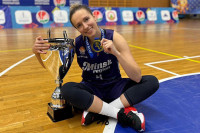 Milica Deura dodala još jedan trofej u bogatu riznicu: Nakon Kupa, borba za titulu