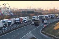 Блокаде у Њемачкој погађају и домаћу привреду: Камиони "заробљени", касни испорука робе