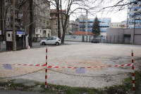 Zapečaćeni i oduzeti parkinzi u Starom Gradu povezani sa Hadžibajrićem i Karišikom