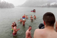 Širom Srpske litija i plivanje za Časni krst