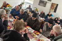 Из Дома за старија лица “Сунце” у Рогатици: Бака Јања није заборављена