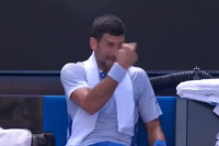 Novak poludio na Ivaniševića, vikao na svoj tim (VIDEO)