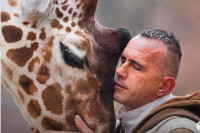 Чувар и посљедња жирафа у скопском зоо врту преминули исти дан (ВИДЕО)