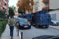 Приштина: Полиција упала у амбуланту коју користе Срби VIDEO