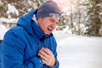 Kardiolog navodi četiri greške koje dovode do srčanog udara zimi