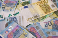 САД: Позивамо Приштину да одложи спровођење одлуке о евру