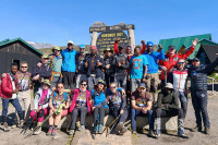 Како су бањалучки планинари покорили Килиманџаро: Након агоније на крову Африке (ФОТО)