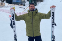 Новак Ђоковић са породицом ужива у зимским авантурама