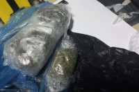 Zaplijenjeno 600 grama droge, uhapšene tri osobe