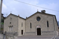 Чудна појава на плафону у италијанској цркви (FOTO)