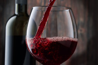 Uljez u vinariji prosuo vino vrijedno 2,5 miliona evra