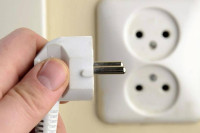 Електричар открио који уређај треба искључити преко ноћи: Рачун за струју ће бити двоструко мањи
