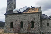 Potrebno 7.500 KM za sanaciju krova na hramu u selu Preodac