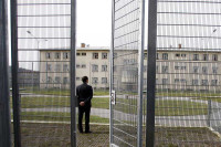 Словеначки затвори “пуцају по шавовима”, број затвореника расте