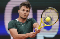 Kecmanović u četvrtfinalu ATP turnira u Akapulku
