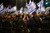 Na antivladinom protestu u Tel Avivu uhapšeno najmanje sedam demonstranata