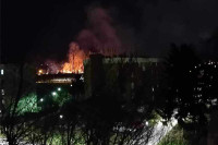 Ватра у близини аеродрома угашена