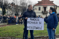 Počeo protest na Cetinju zbog Andrije Mandića (VIDEO)