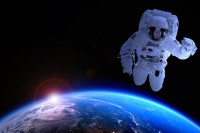 Četiri astronauta krenula na zemlju