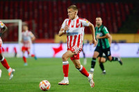 Fudbaler Crvene zvezde Vladimir Lučić šest mjeseci van terena zbog povrede kolena