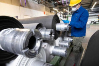 Industrijska proizvodnja u Evrozoni u januaru pala za 3,2 odsto