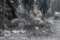 Одрони након земљотреса на граници Гацка и Никшића