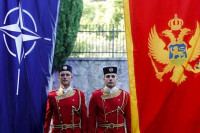 За излазак из НАТО-а 44 одсто грађана Црне Горе