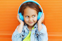 Није безазлено: Експерти откривају како слушалице утичу на здравље дјетета