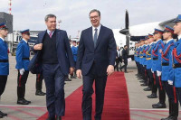 Vučić dočekao premijera Bavarske na aerodromu “Nikola Tesla”