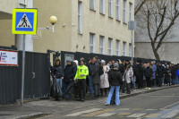 Izbori u Rusiji: Bačen Molotovljev koktel, pokušaj paljenja glasačke kutije...