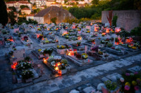 “Не исплати се умријети”: Погледајте колико кошта гробно мјесто у Дубровнику