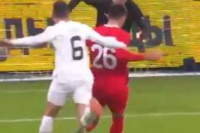 Pogledajte kako je Gajić skrivio penal i zaradio direktan crveni karton