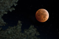 Pomračenje Mjeseca 25. marta donosi velike promjene: Ova četiri znaka treba posebno da pripaze