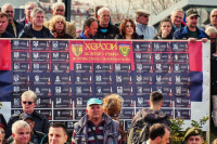 „Više ne ćutimo o žrtvama NATO bombardovanja“: U Nišu otkrivena spomen ploča Novim kosovskim junacima
