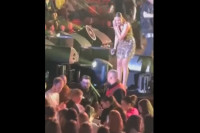 Пријин концерт у Бањалуци био накратко прекинут, пјевачица хитно реаговала (ВИДЕО)