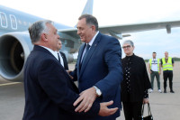Orban stigao u Banjaluku, dočekali ga Dodik i Višković